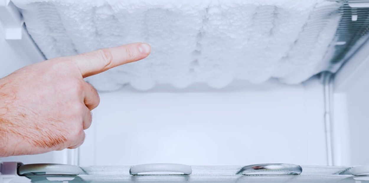 علت برفک زدن یخچال صنعتی چیست؟